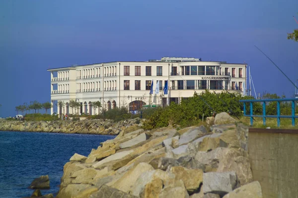 ポルトフィーノ イタリアの海辺に建物の写真 — ストック写真