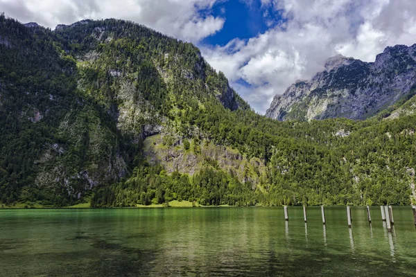 Şaşırtıcı Dağlar Manzara Ateş — Stok fotoğraf