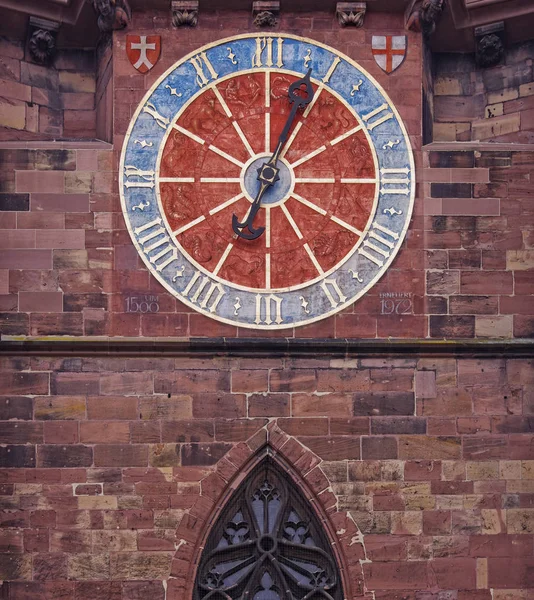 Kirchturmuhr Kirchturm Des Freiburger Münsters Deutschland Europa — Stockfoto