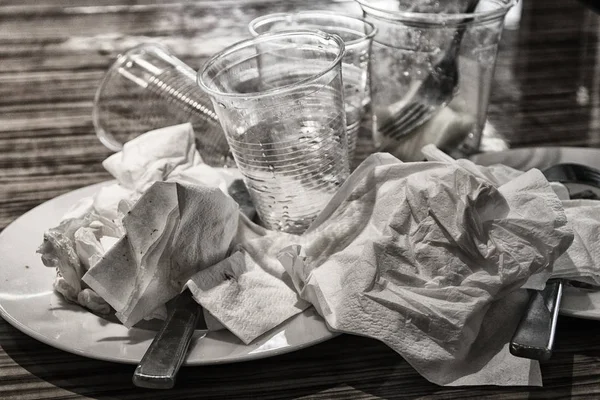 Resterna Mat Och Rätter Ett Bord — Stockfoto