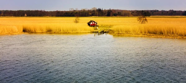 Gros Plan Maison Bord Lac — Photo