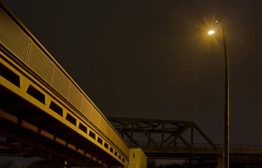 Köprü inşaatı gece zaman vurdu 