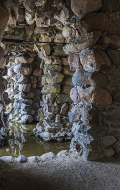 Tünel kayalarda yakın çekim fotoğraf