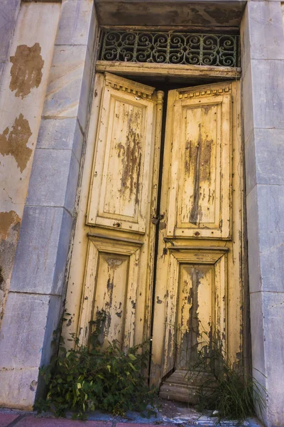 Yakın Çekim Bina Kapı — Stok fotoğraf