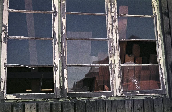 Weathered Window 1968 Gros Plan — Photo