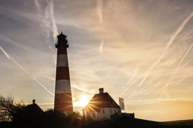 Deniz feneri liman gün süre vurdu
