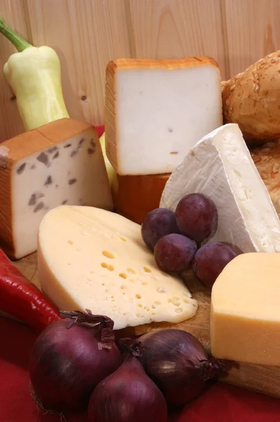 乳酪板与收集乳酪 — 图库照片