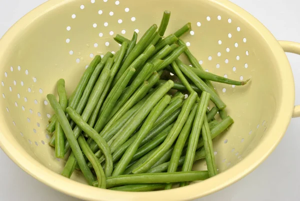 Colino Con Fagioli Biologici Puliti Freschi — Foto Stock