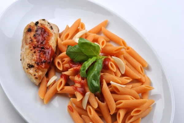 pasta with grilled turkey breast and homemade tomato sauce