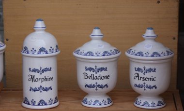 Zehir seramik atış kapatın