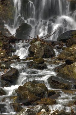 Gün zaman şaşırtıcı şelale