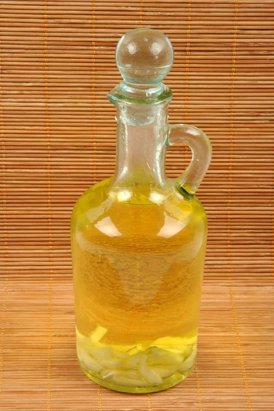Organic Olive Oil Some Garlic Bottle — Stock Photo, Image