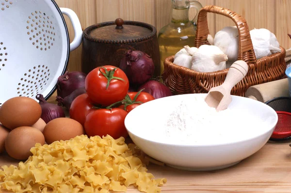 Ингредиенты Домашней Лапши Итальянской Кухне — стоковое фото