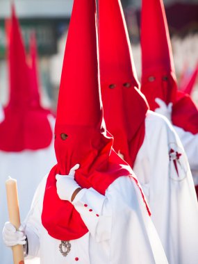 Paskalya hafta Semana Santa İspanya sırasında taşıyıcı Nazareno