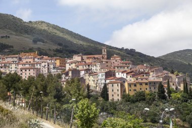 Rio nell Elba, köyde bir tepe, Elba, Toskana, İtalya, Avrupa