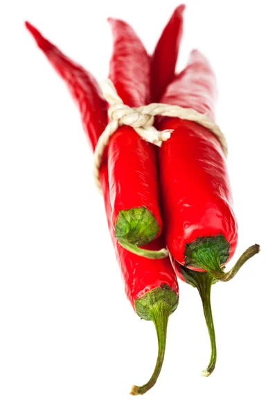 Primer Plano Chiles Rojos Picantes Aislados Sobre Fondo Blanco — Foto de Stock