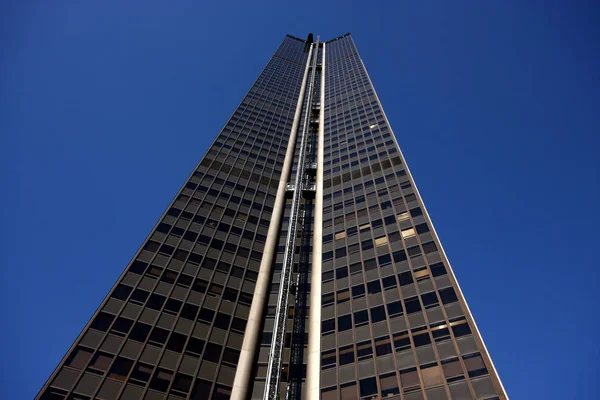 ドイツ ベルリン市の近代的な高層ビルの写真 — ストック写真