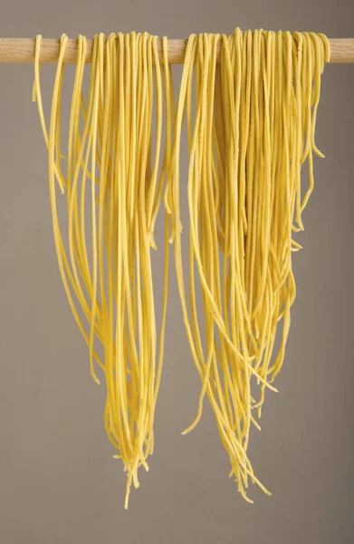 Homemade Spaghetti Hanging Wooden Stick Dry — Stock Photo, Image