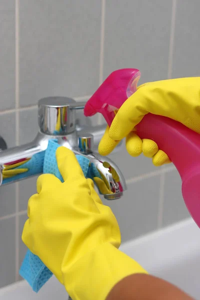 Hands Gloves Holding Spray Bottle Cleaning Faucet — Stock Photo, Image