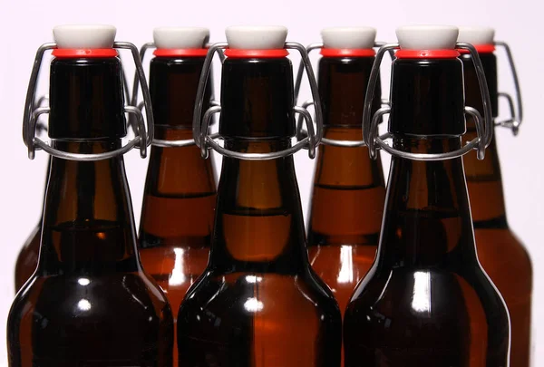 Botellas Cerveza Cerca Tiro —  Fotos de Stock