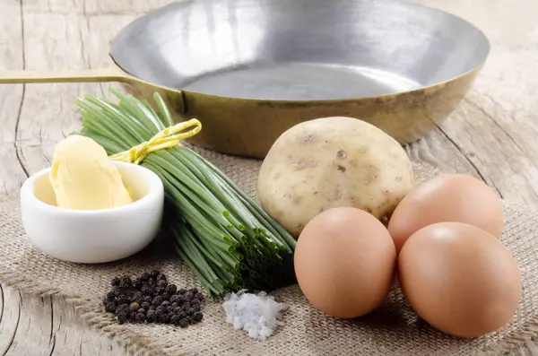 Nahrung Für Die Zubereitung Von Mediterranem Omelett — Stockfoto