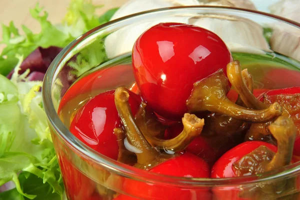 Primo Piano Foto Peperoncino Verdure Insalata Ciotola Sfondo Tavolo — Foto Stock