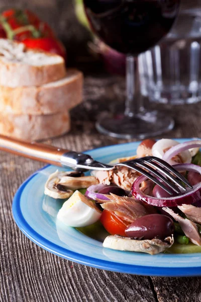 Verse Gemengde Salade Kom Met Vinaigrette — Stockfoto