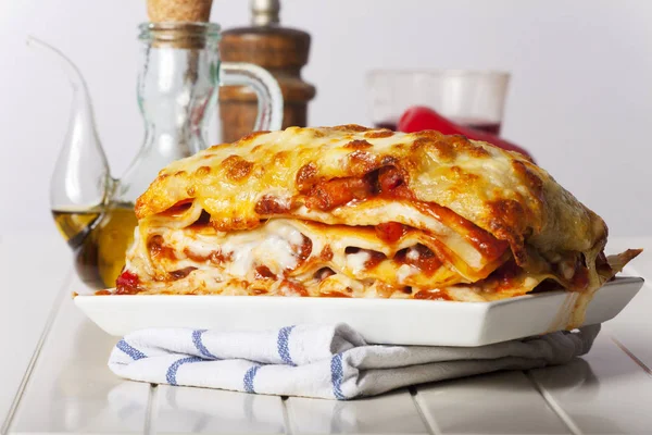 Traditional Lasagna Baking Plate Close — Stock Photo, Image