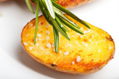 yakın çekim lezzetli kızarmış patates cipsi