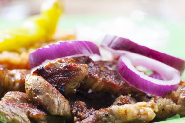 Giros et plaka üzerinde kapat