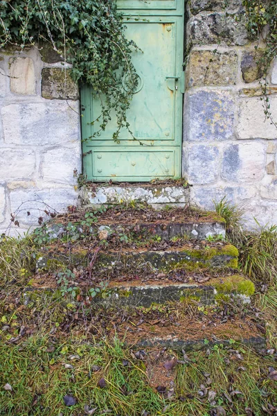 Старая Средневековая Стена Аббатства Дверью — стоковое фото