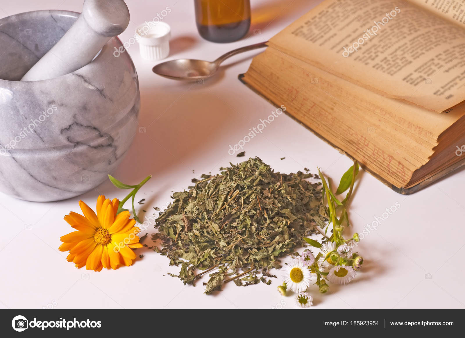 Отвар из трав. Настои и отвары. Фитотерапия при заболеваниях желудочно-кишечного тракта. Турецкая трава от кашля. Отвар из трав.