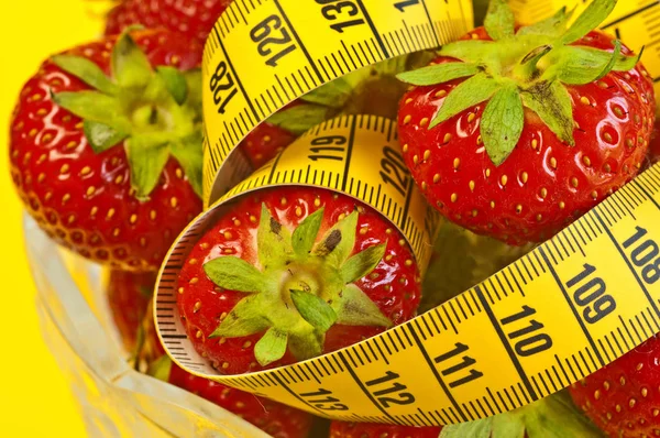 Close Fresh Red Strawberries Green Leaves Glasses Measuring Tape — Stock Photo, Image