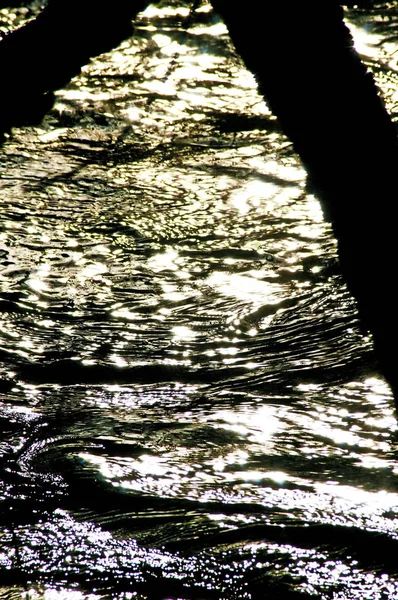 Água Com Reflexos Close Shot — Fotografia de Stock