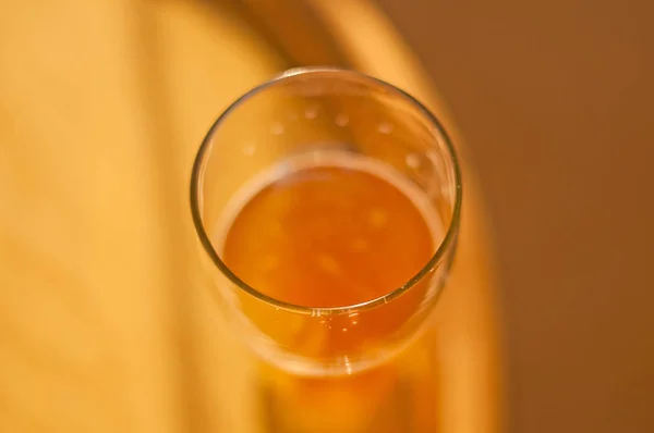 ドイツの小麦ビールをクローズ アップ ショット — ストック写真