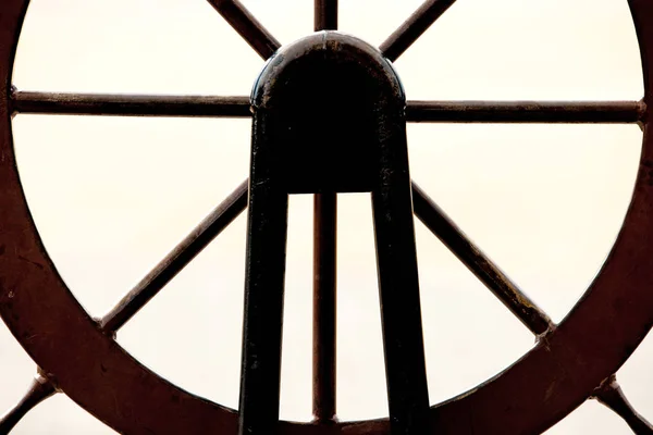 Altes Rad Eines Segelbootes Hafen — Stockfoto
