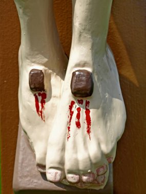 İsa'nın üzerinde çapraz yakın atış