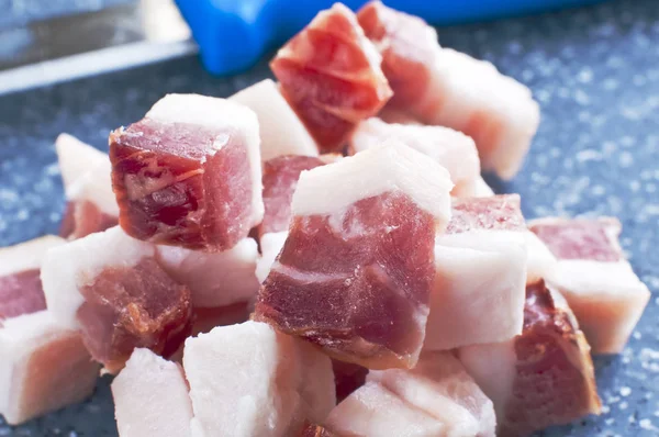 Bacon Bits Cerca Plato — Foto de Stock