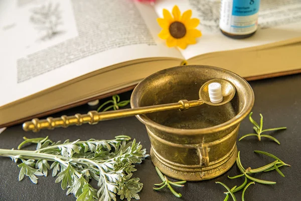 Doktor Schuessler homeopatik eczane hapları tuzlar 8 sodyum chloratum D6 vücut dengesi için