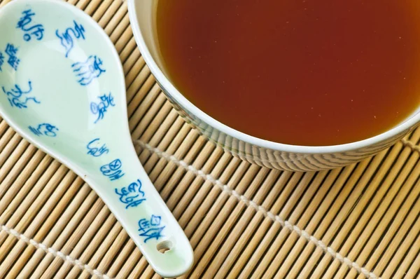 Close Asiático Miso Sopa Tigela Com Colher — Fotografia de Stock
