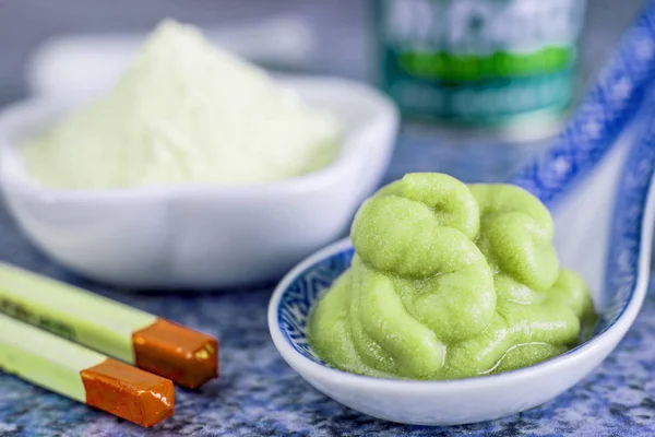 Close Wasabi Horseradish Ceramic Spoon Table — Stock Photo, Image