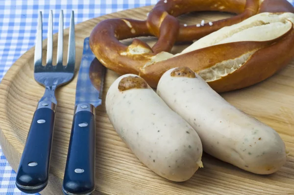 Salsichas Vitela Com Pretzel Mostarda Doce — Fotografia de Stock