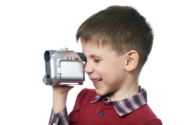 Jongetje met videocamera geïsoleerd — Stockfoto