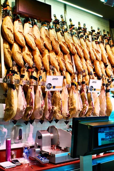 М'ясо Хамон іспанському ринку — стокове фото