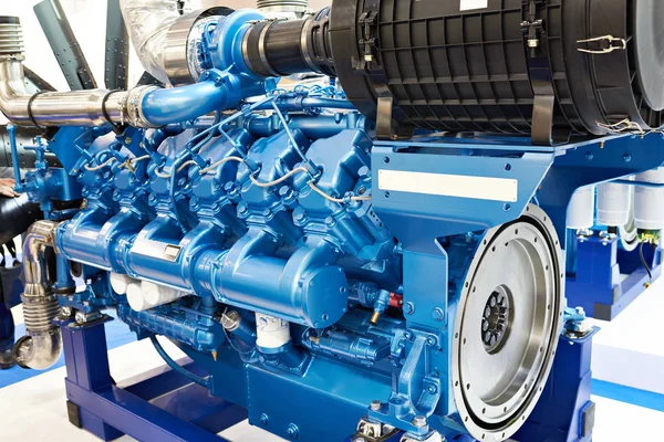 Motor diesel de 12 cilindros — Fotografia de Stock