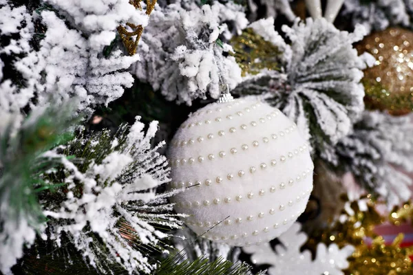 Christmas tree ball toy with pearls — Stock Photo, Image