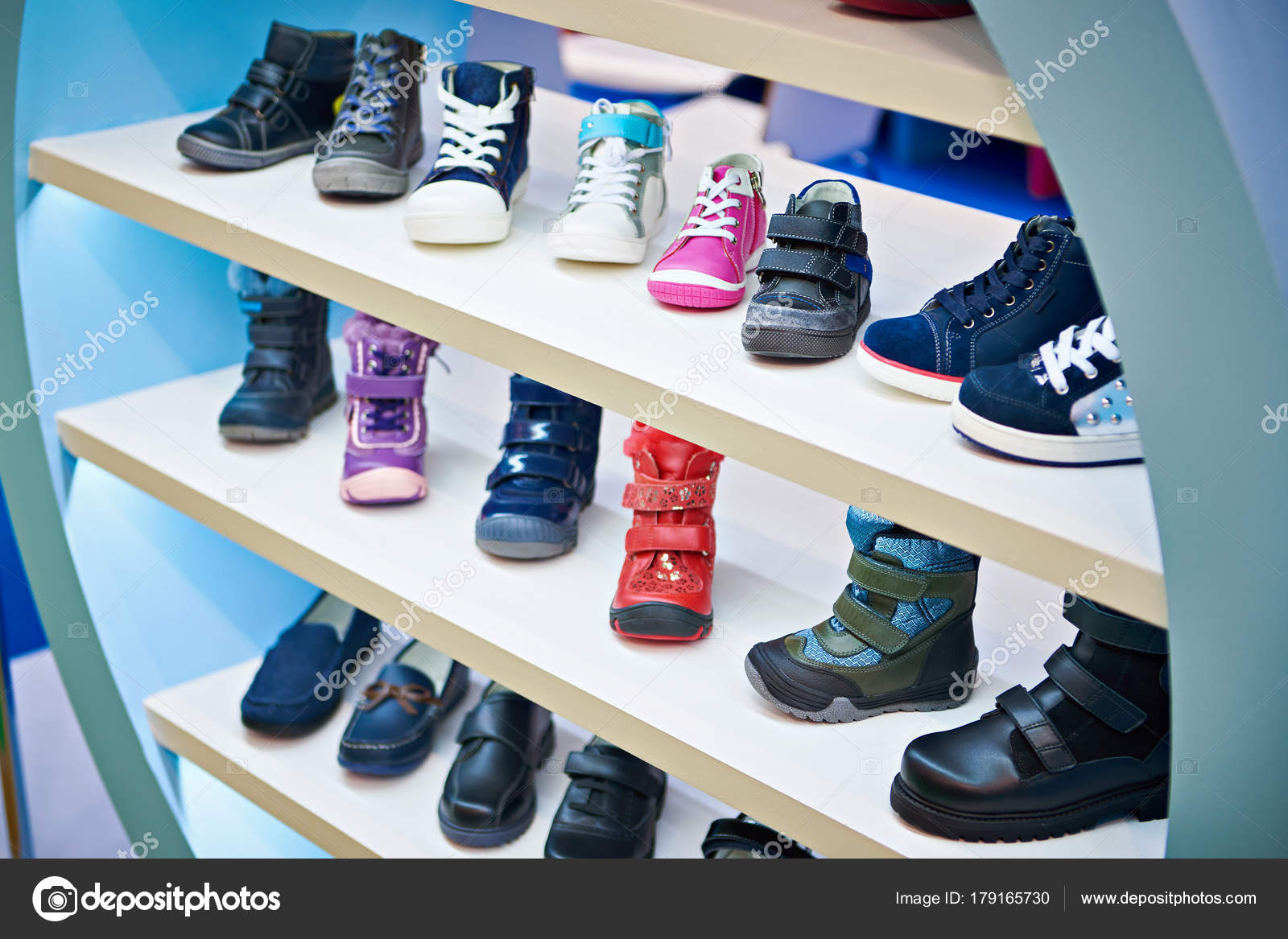 Tiendas zapatos niños sales