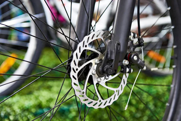 Front disc brake mountain bike — Stock Photo, Image