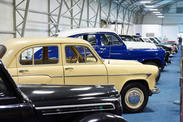Soviet russian retro cars in museum — Stock Photo, Image