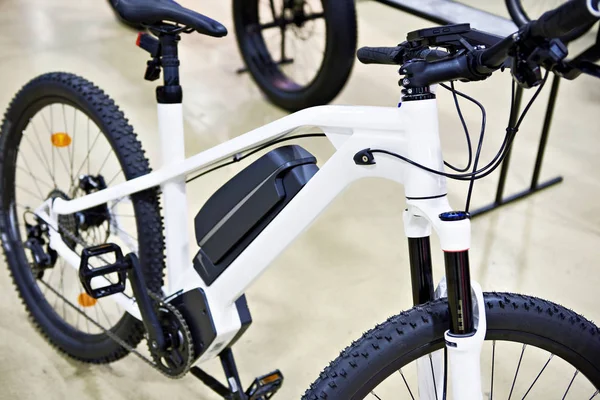 Электрический велосипед — стоковое фото